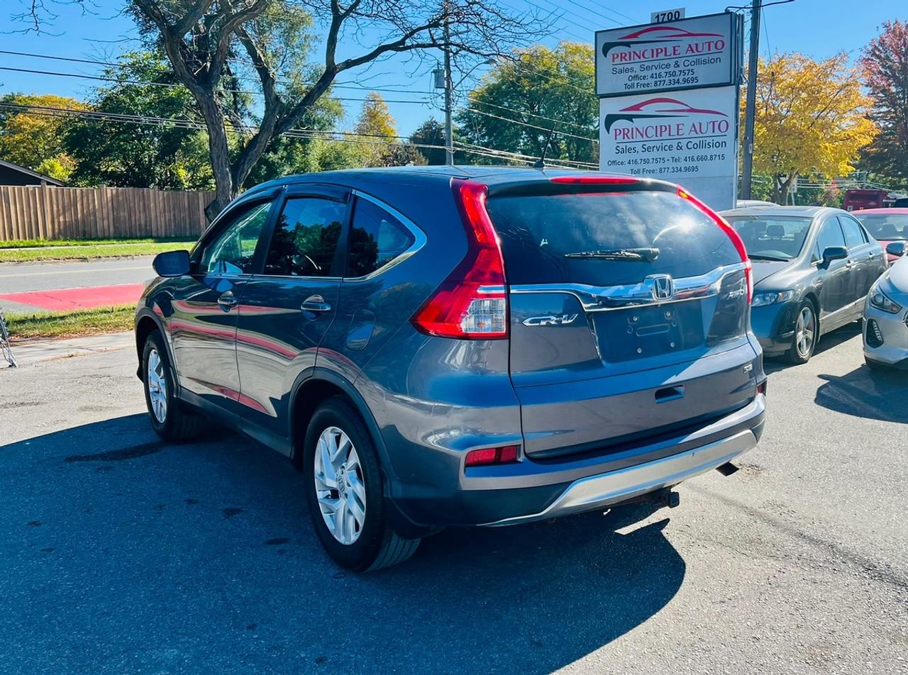 2016 Honda CR-V SE Photo