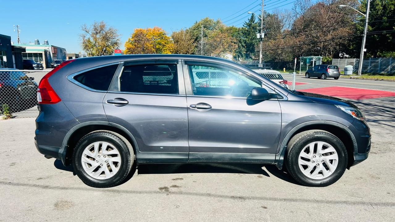 2016 Honda CR-V SE Photo