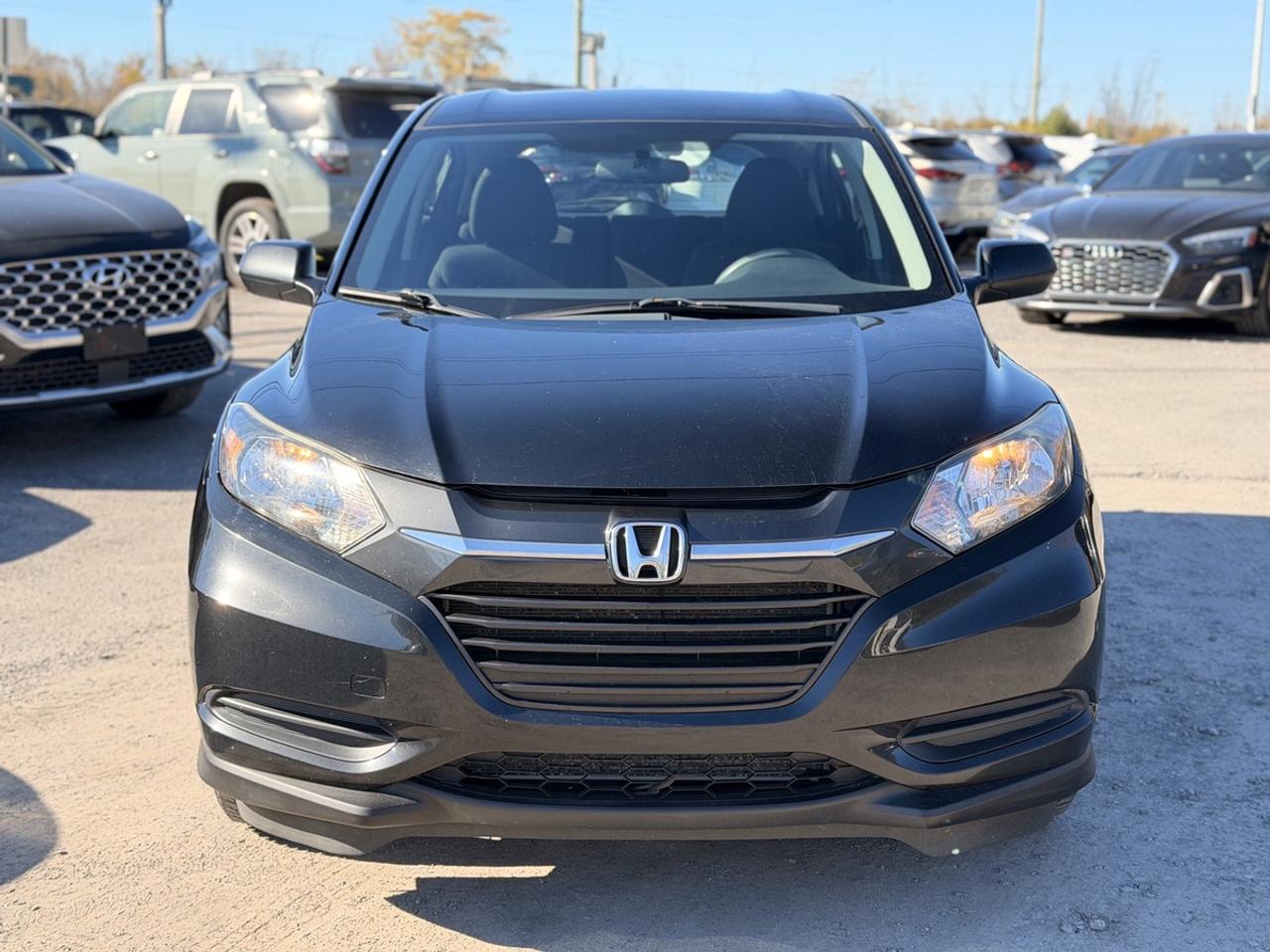 2016 Honda HR-V LX Photo