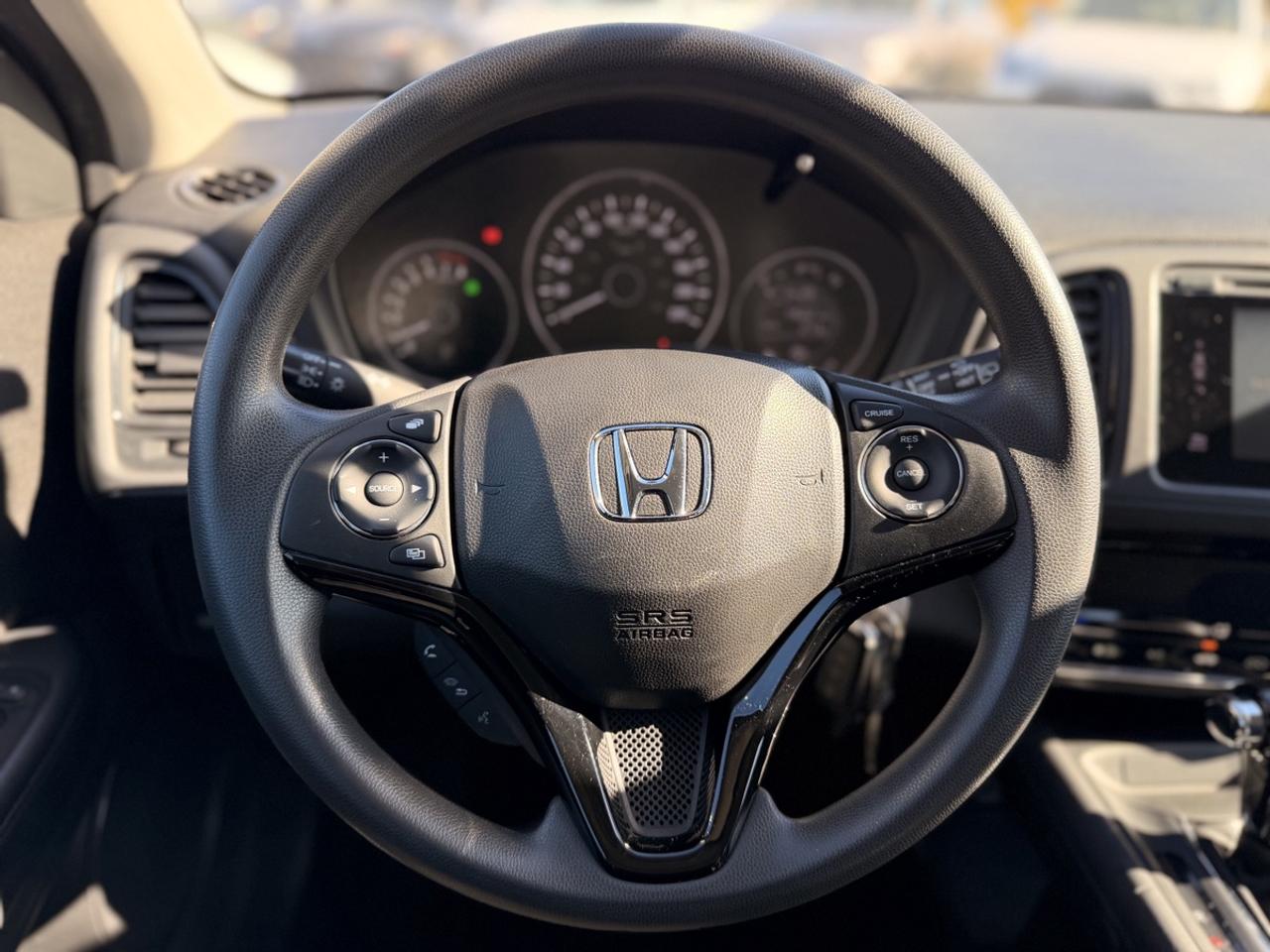 2016 Honda HR-V LX Photo