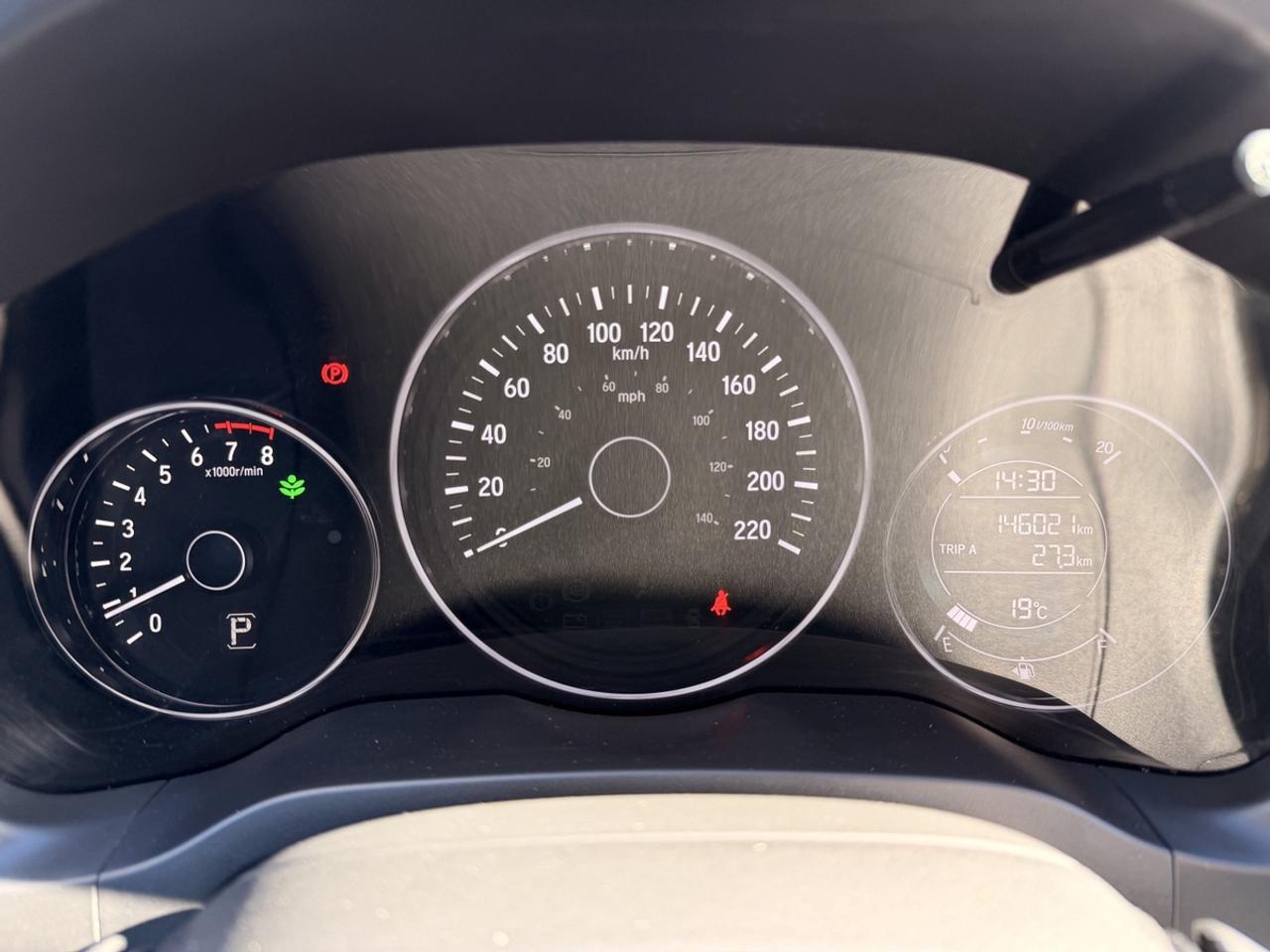 2016 Honda HR-V LX Photo