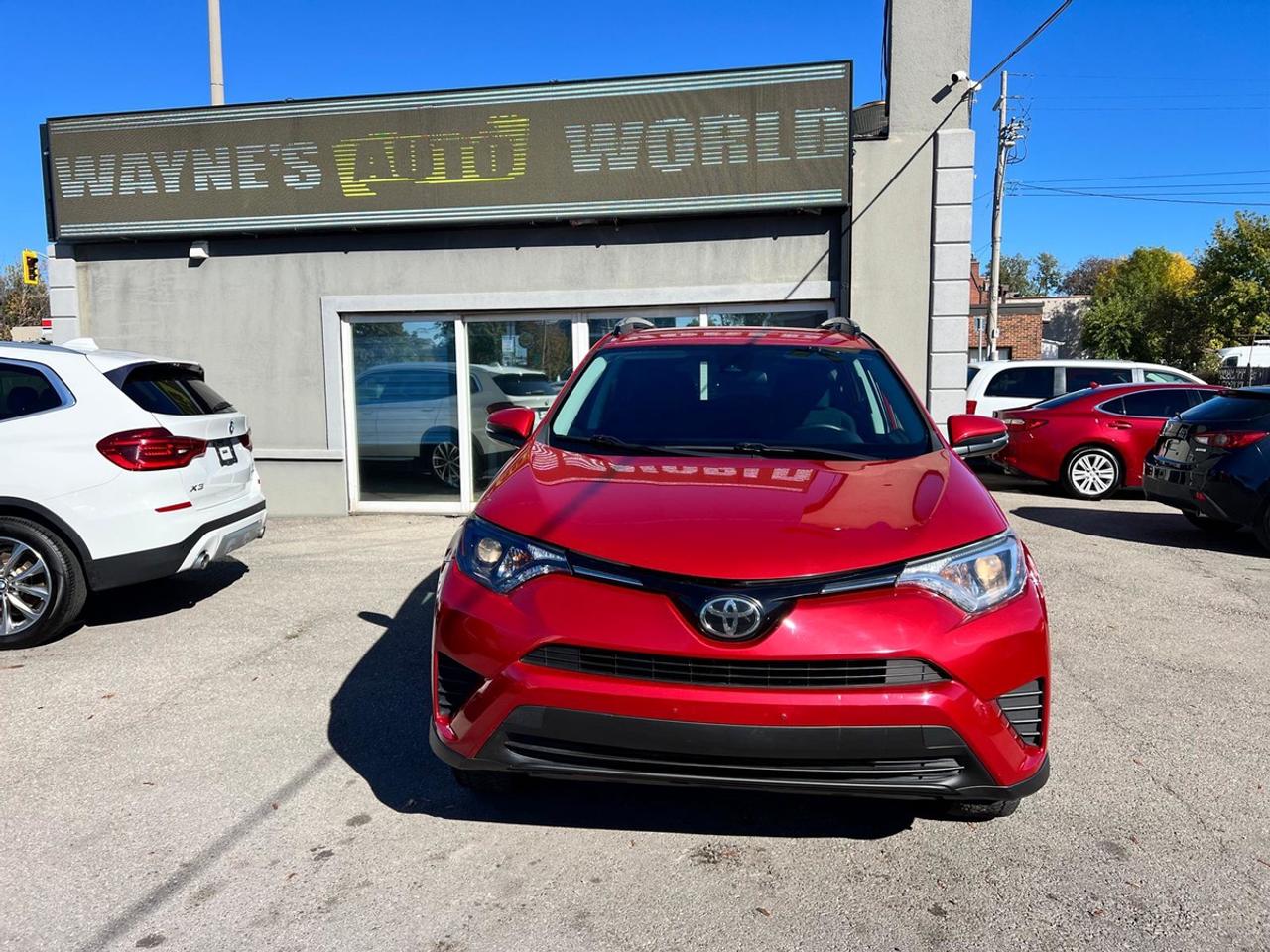 2017 Toyota RAV4 LE Photo
