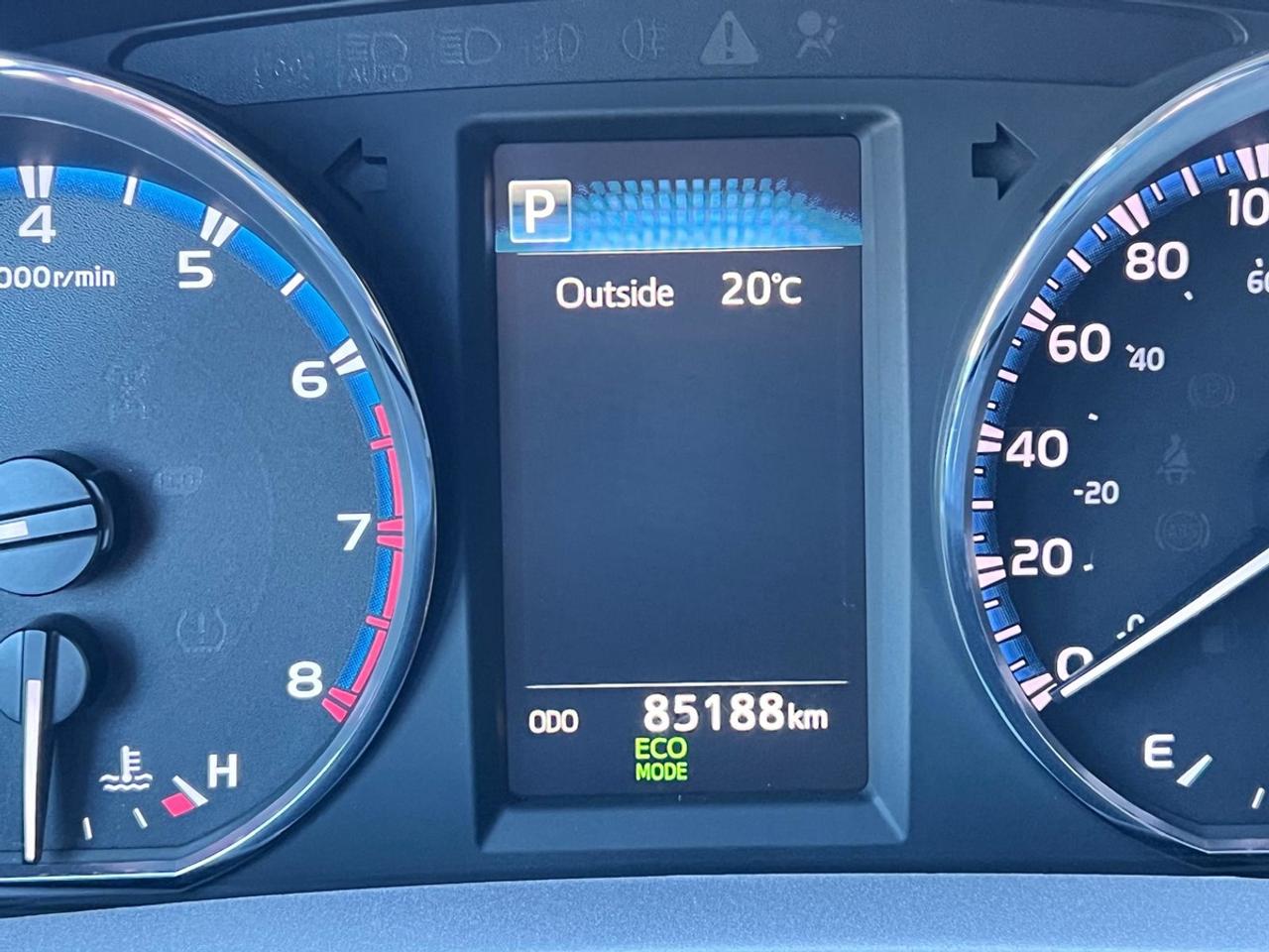 2017 Toyota RAV4 LE Photo