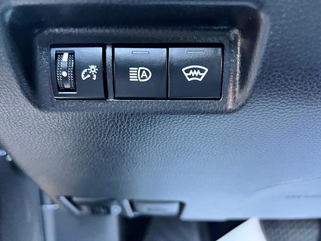 2023 Toyota RAV4 LE Photo