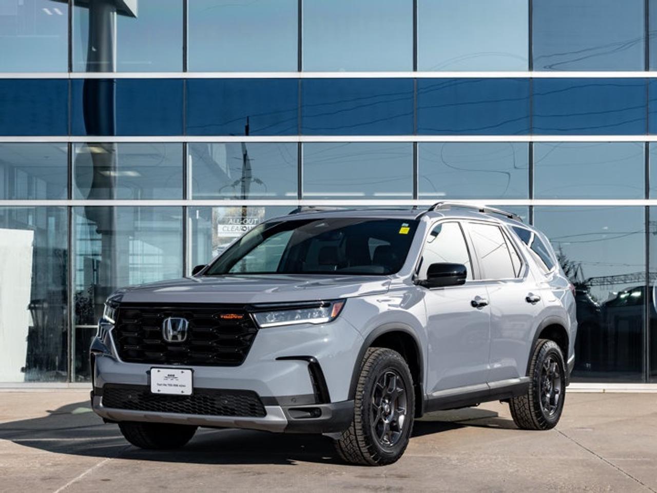 2025 Honda Pilot TrailSport Photo1