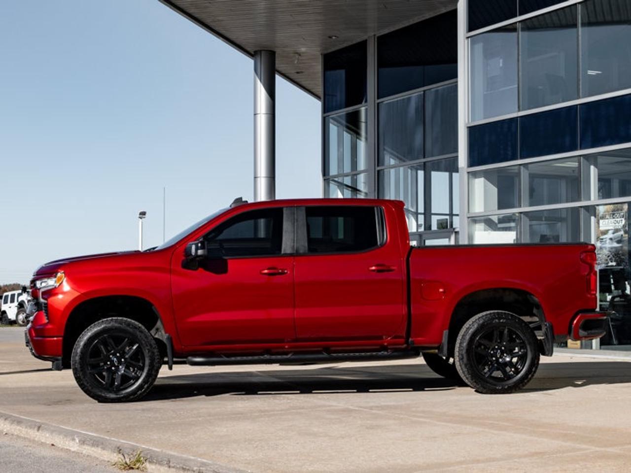2024 Chevrolet Silverado 1500 RST Photo4