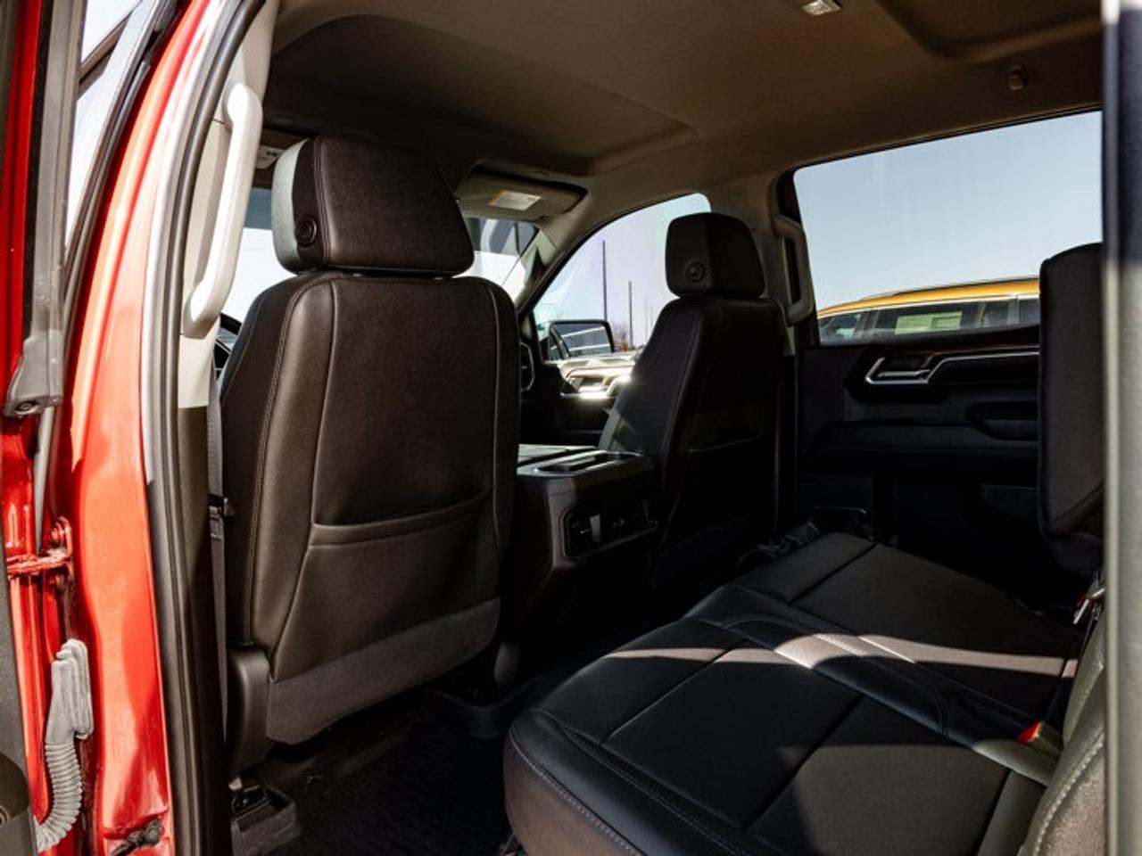 2024 Chevrolet Silverado 1500 RST Photo