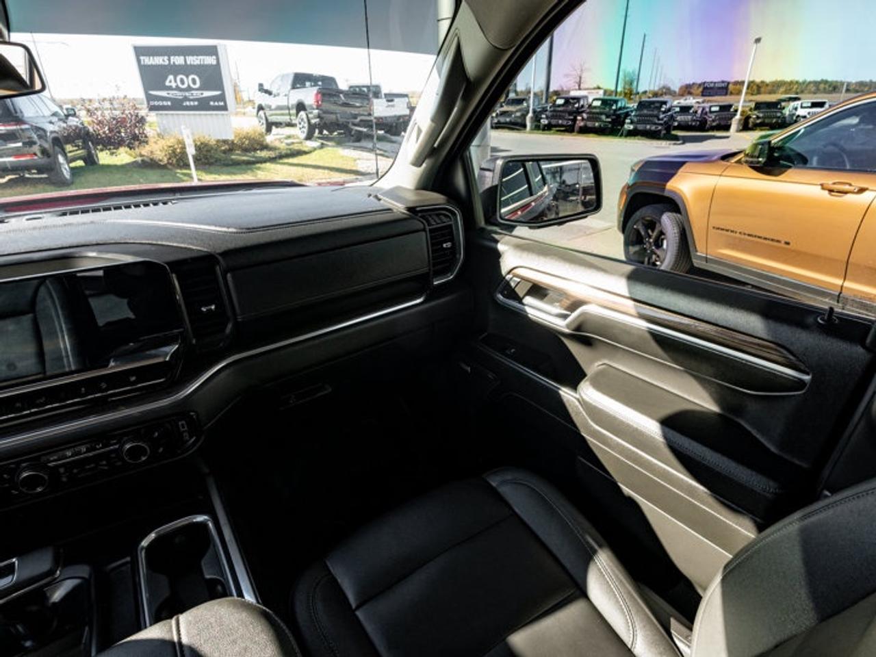 2024 Chevrolet Silverado 1500 RST Photo