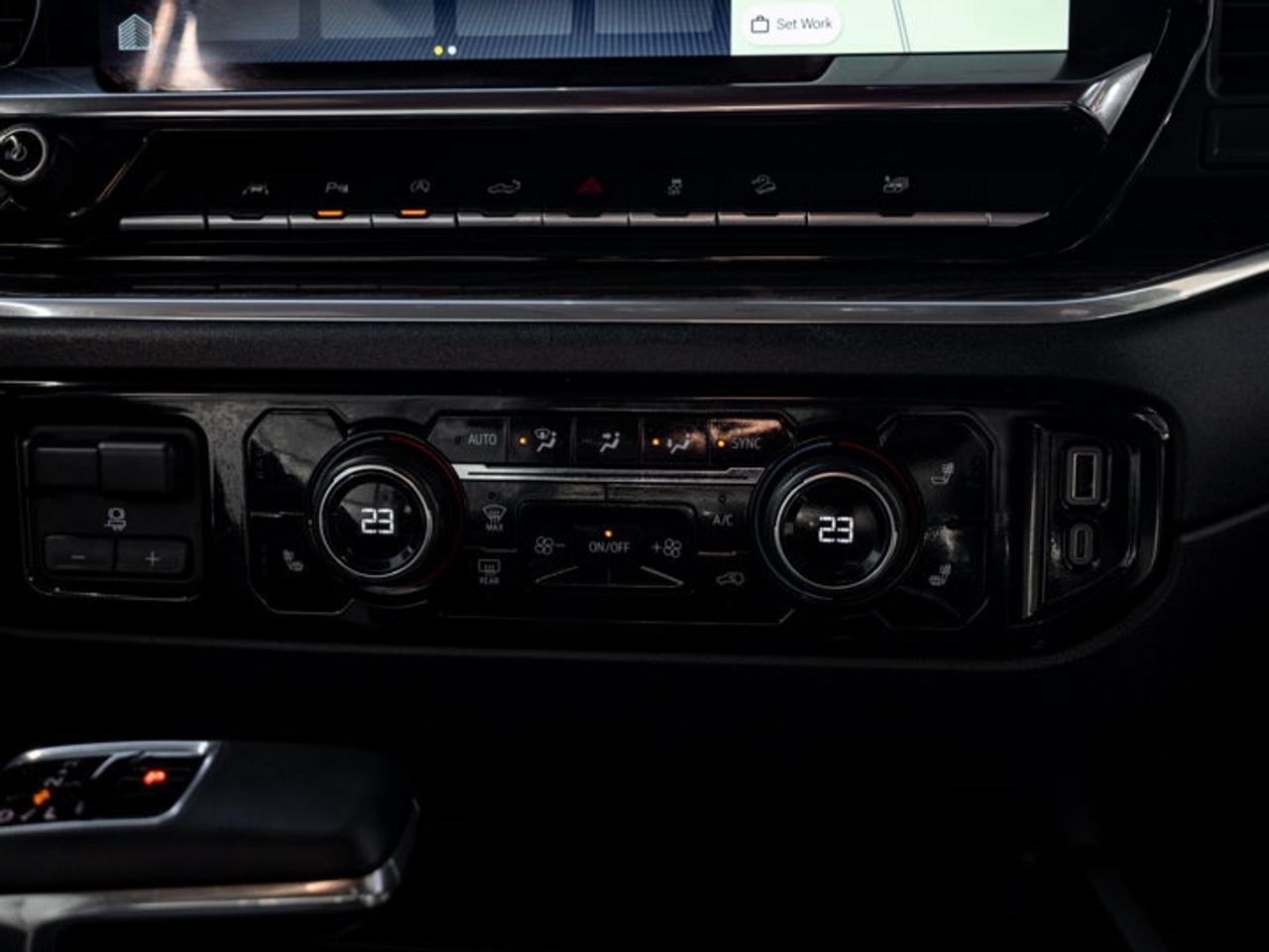 2024 Chevrolet Silverado 1500 RST Photo