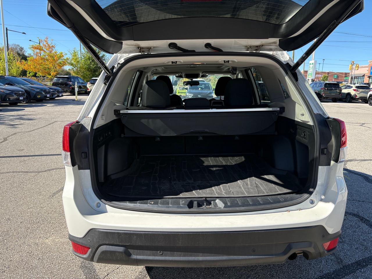 2024 Subaru Forester Touring NO ACCIDENTS! ONE OWNER! Photo