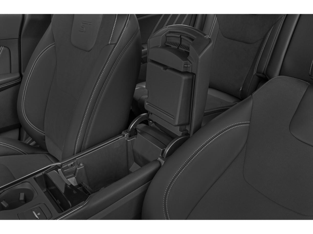 2019 Ford Edge 2019 Ford Edge ST AWD | Low KMs | 21 Wheels | Panoramic Moonroof | Heated & Cooled Seats | Heated Rear Seats | Adaptive Cruise Control | 2.7L V6 Photo