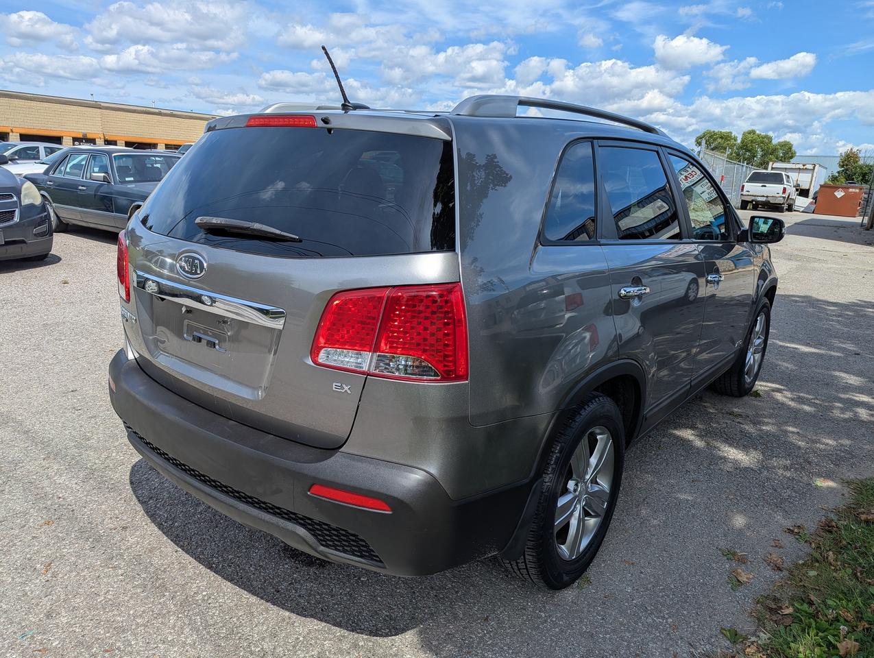 2013 Kia Sorento "AWD Luxury SUV SPORT" certified + FREE oil change Photo1