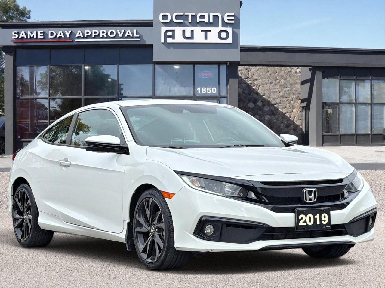 2019 Honda Civic Sport Photo2