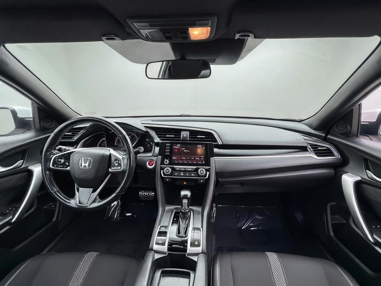 2019 Honda Civic Sport Photo