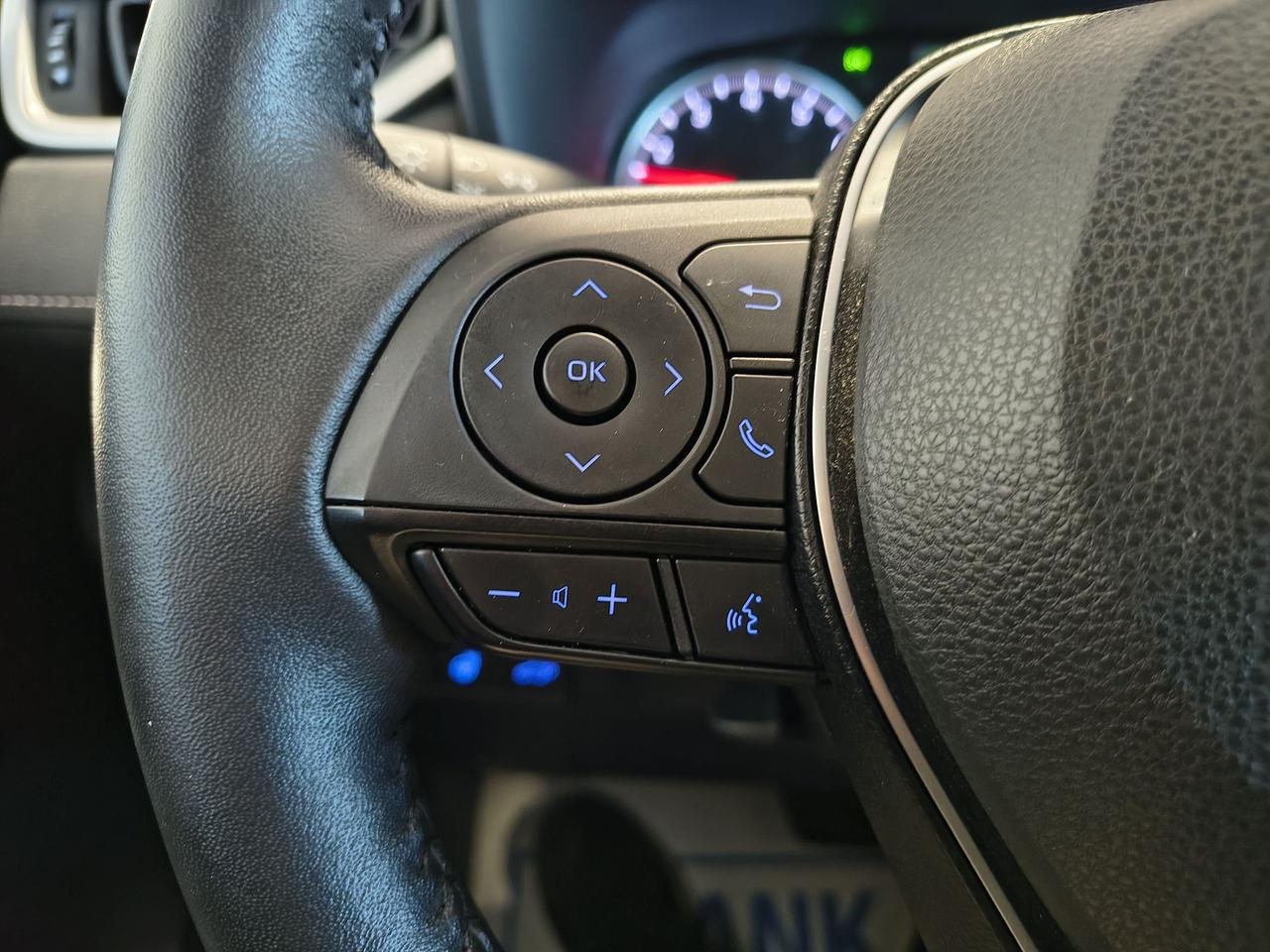 2022 Toyota RAV4 XLE Photo