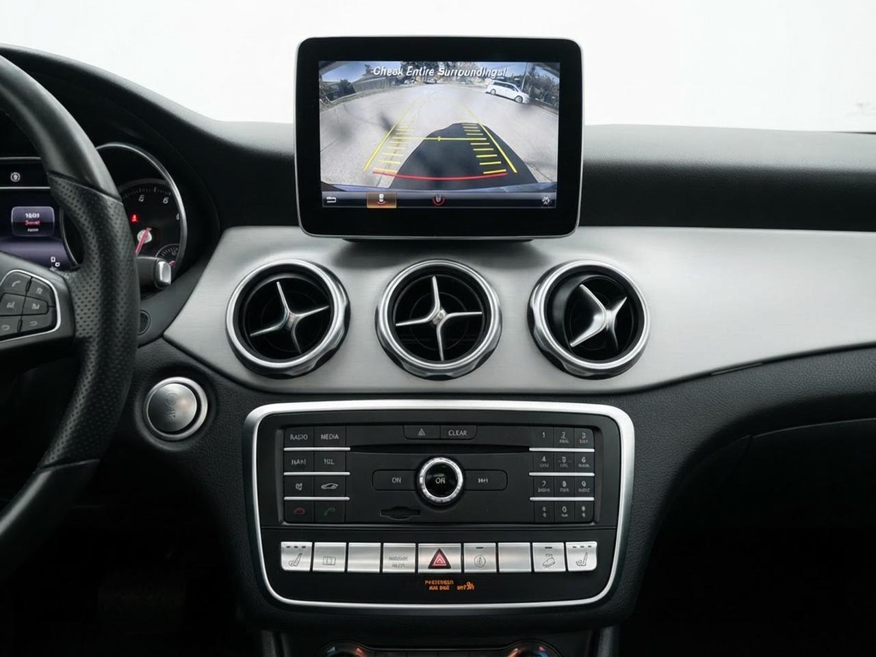 2018 Mercedes-Benz GLA GLA 250 Photo