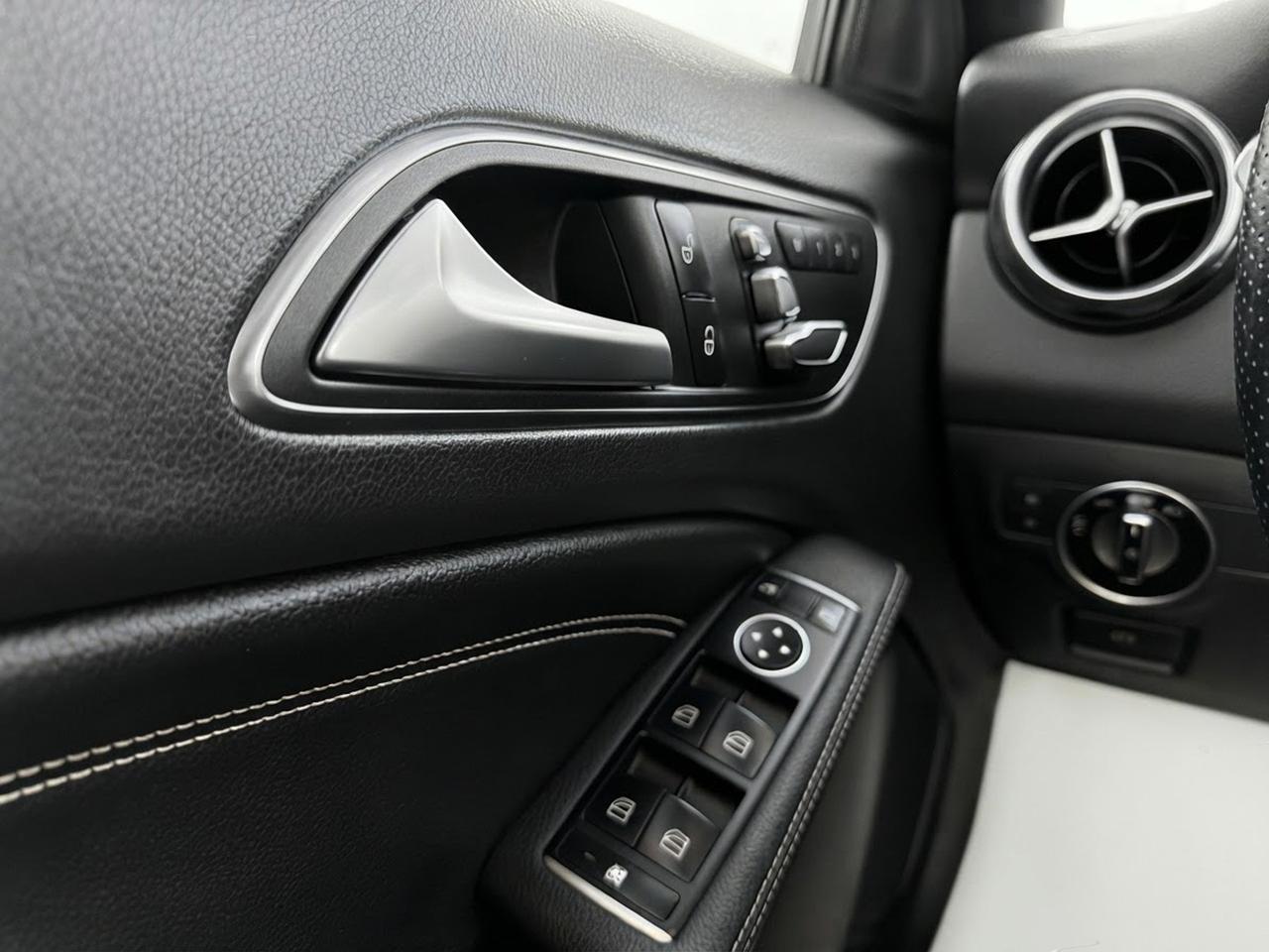 2018 Mercedes-Benz GLA GLA 250 Photo