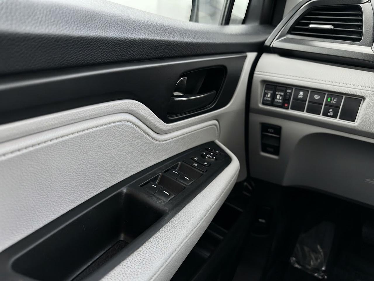 2019 Honda Odyssey EX Photo
