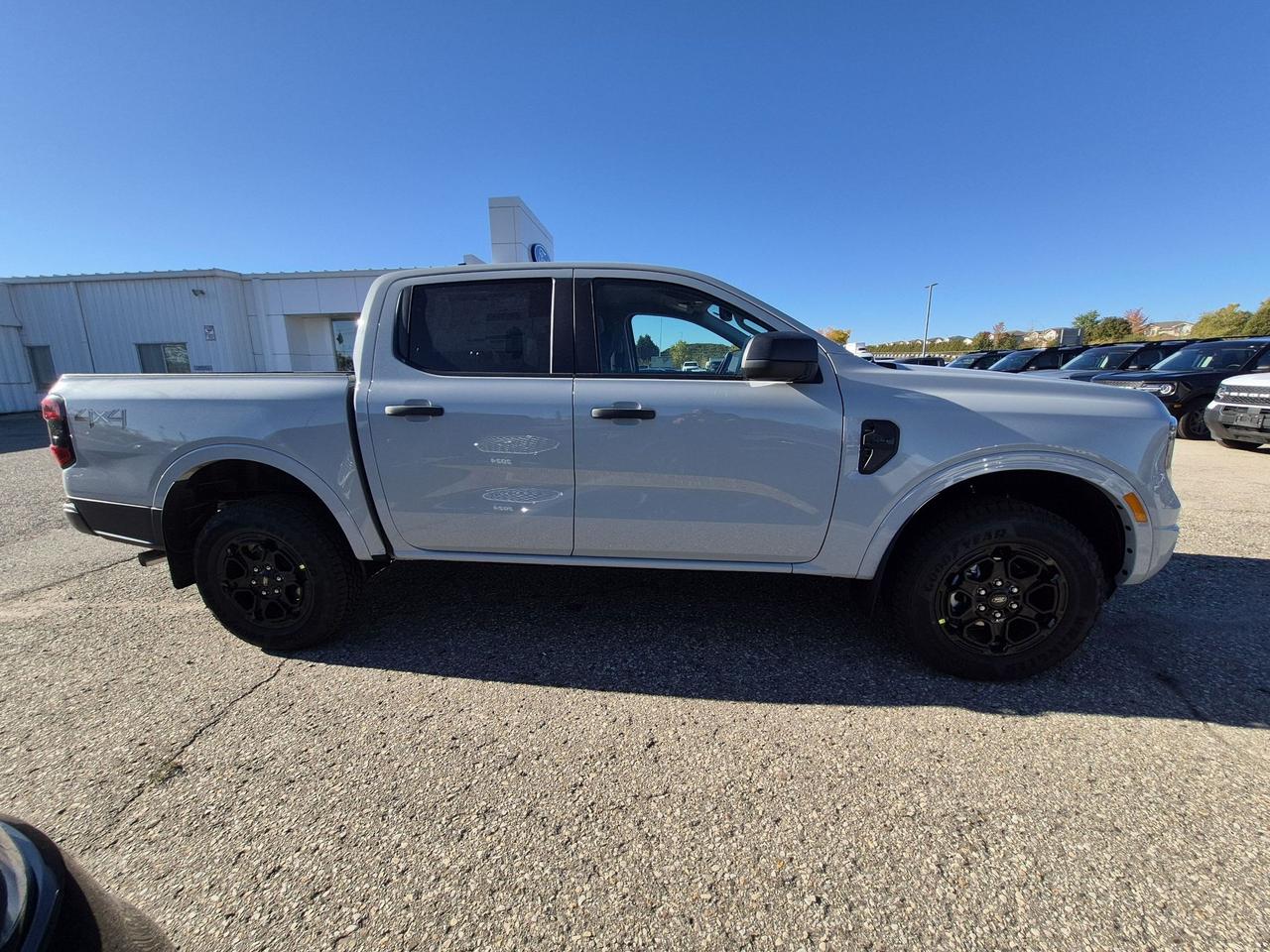 2026 Ford Ranger XLT 4WD SuperCrew 5' Box Photo3
