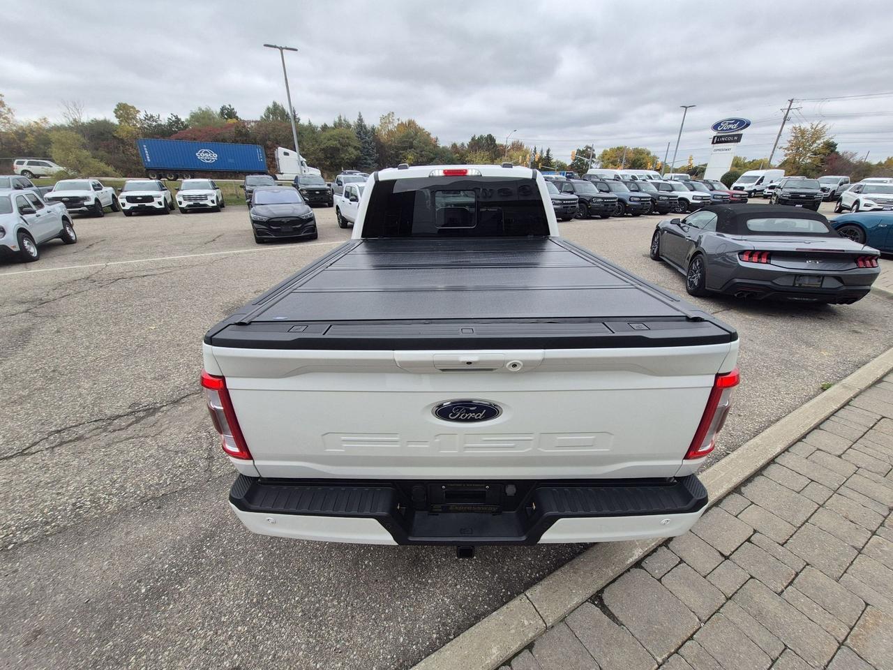 2023 Ford F-150 LOCAL TRADE! LONG BOX! POWERBOOST! FX4!360-CAMERA! Photo4