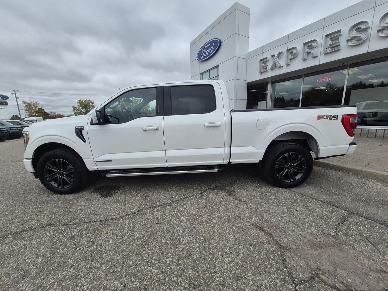 2023 Ford F-150 LOCAL TRADE! LONG BOX! POWERBOOST! FX4!360-CAMERA! Photo5