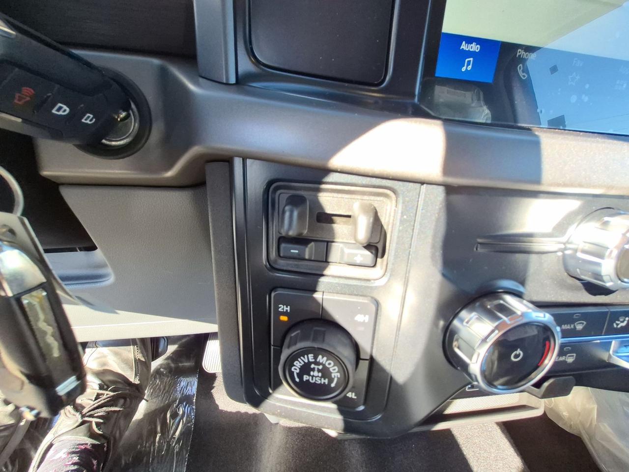 2026 Ford F-150 XLT 4WD SuperCrew 6.5' Box Photo