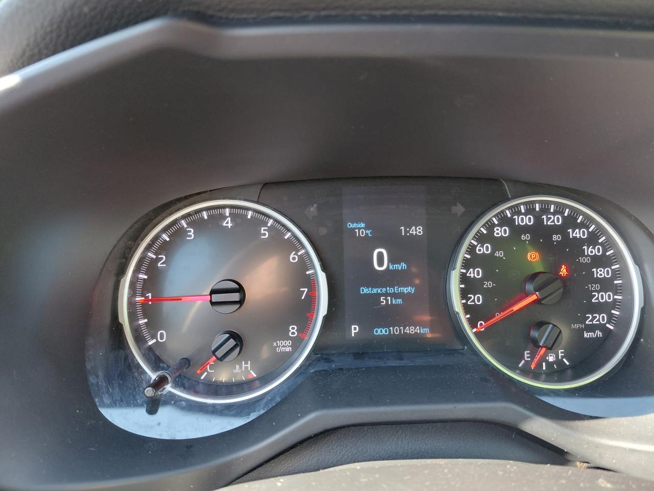 2022 Toyota RAV4 LE Photo