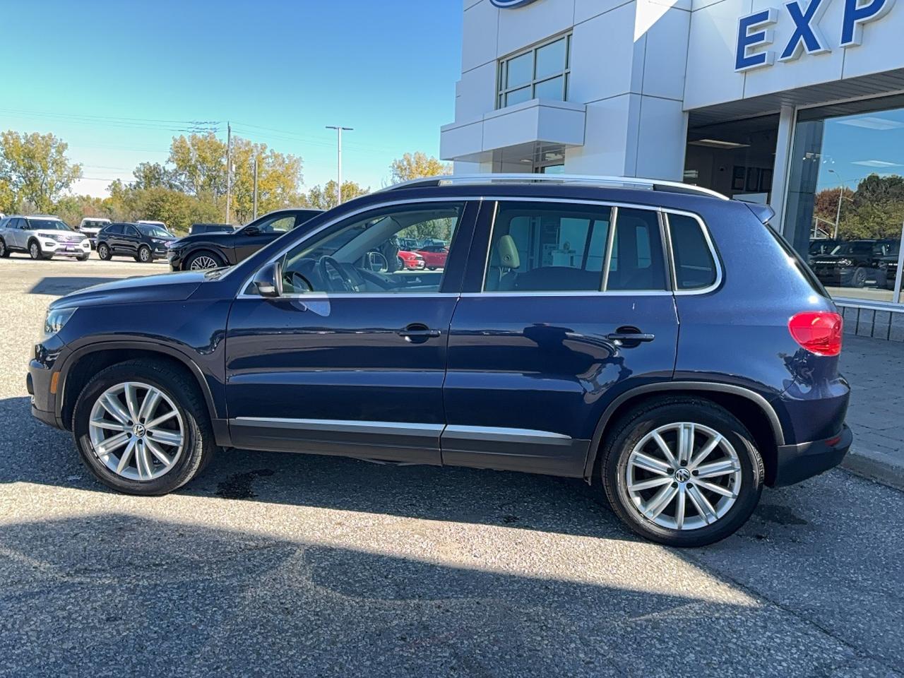 2014 Volkswagen Tiguan PANO ROOF!LEATHER, 18'S! AS TRADED! WELL CARED FOR Photo