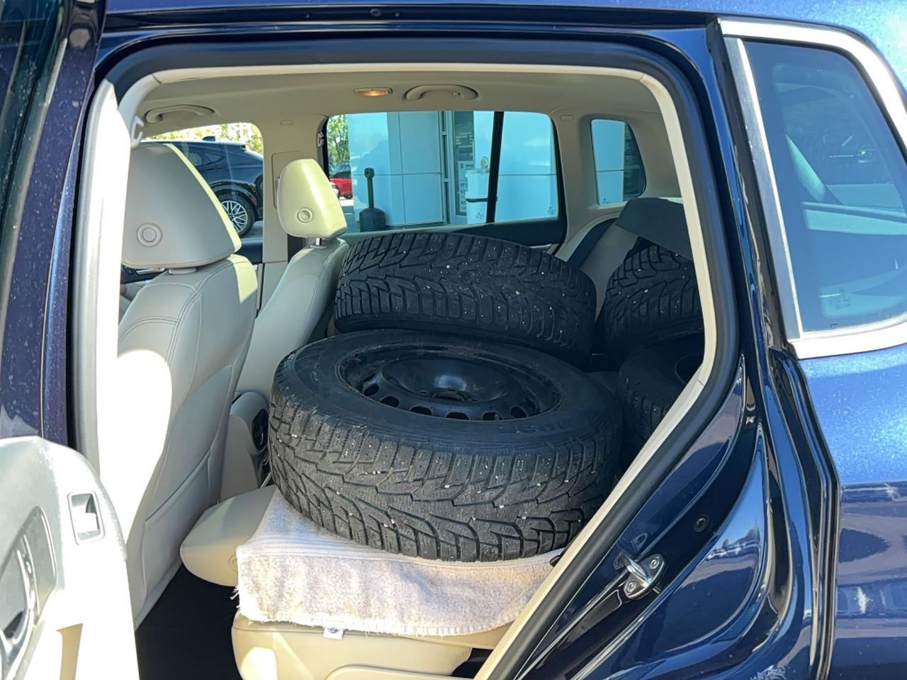 2014 Volkswagen Tiguan PANO ROOF!LEATHER, 18'S! AS TRADED! WELL CARED FOR Photo