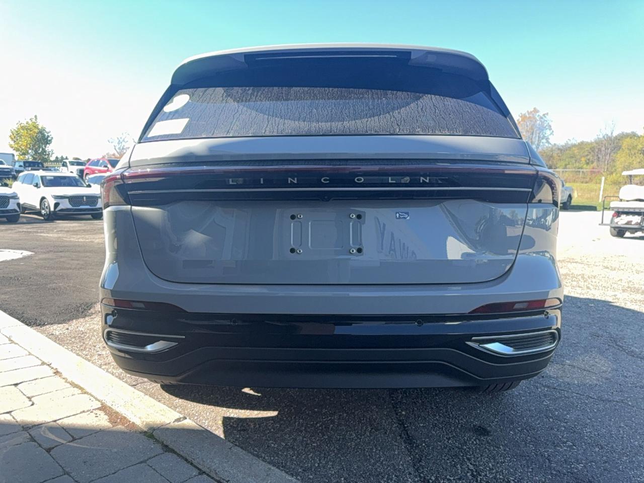 2026 Lincoln Nautilus Premiere AWD Photo2