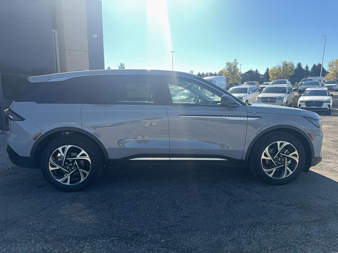 2026 Lincoln Nautilus Premiere AWD Photo1