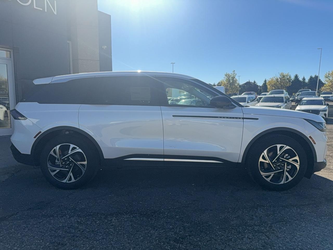 2026 Lincoln Nautilus Premiere AWD Photo1