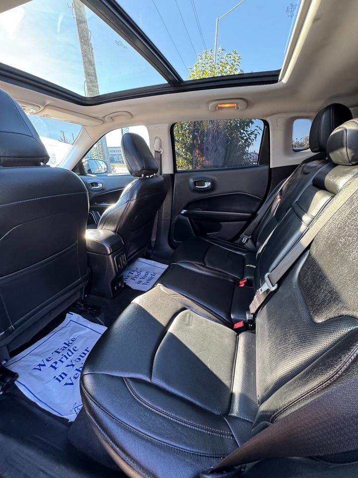 2018 Jeep Compass Limited 4x4 | Certified | LOW KM Photo
