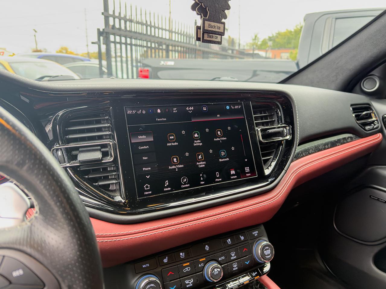 2021 Dodge Durango SRT Hellcat AWD |800+HP|6 PASS|BORLA EXHAUST| Photo