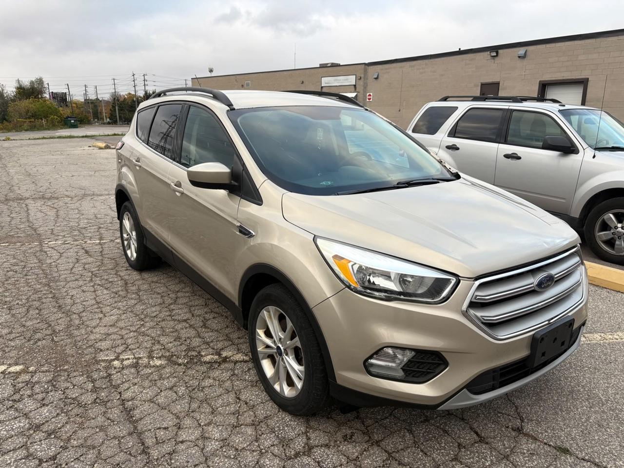 2018 Ford Escape SE Photo0