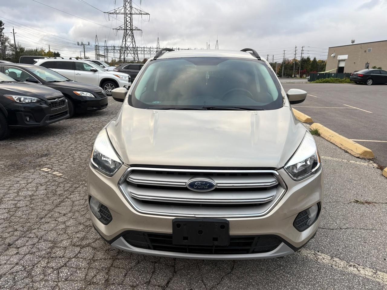 2018 Ford Escape SE Photo1