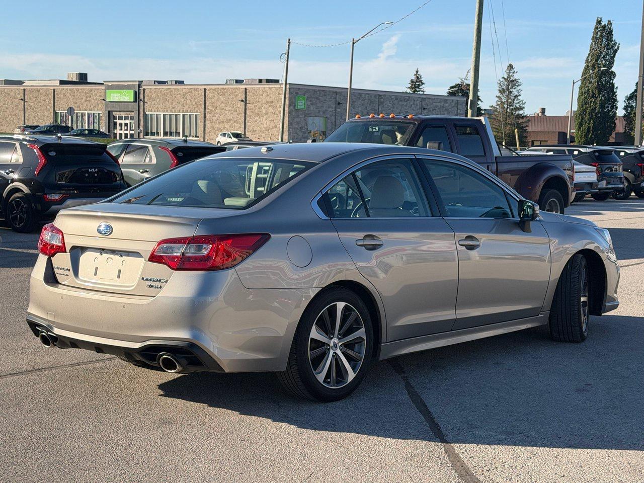 2019 Subaru Legacy LIMITED Photo