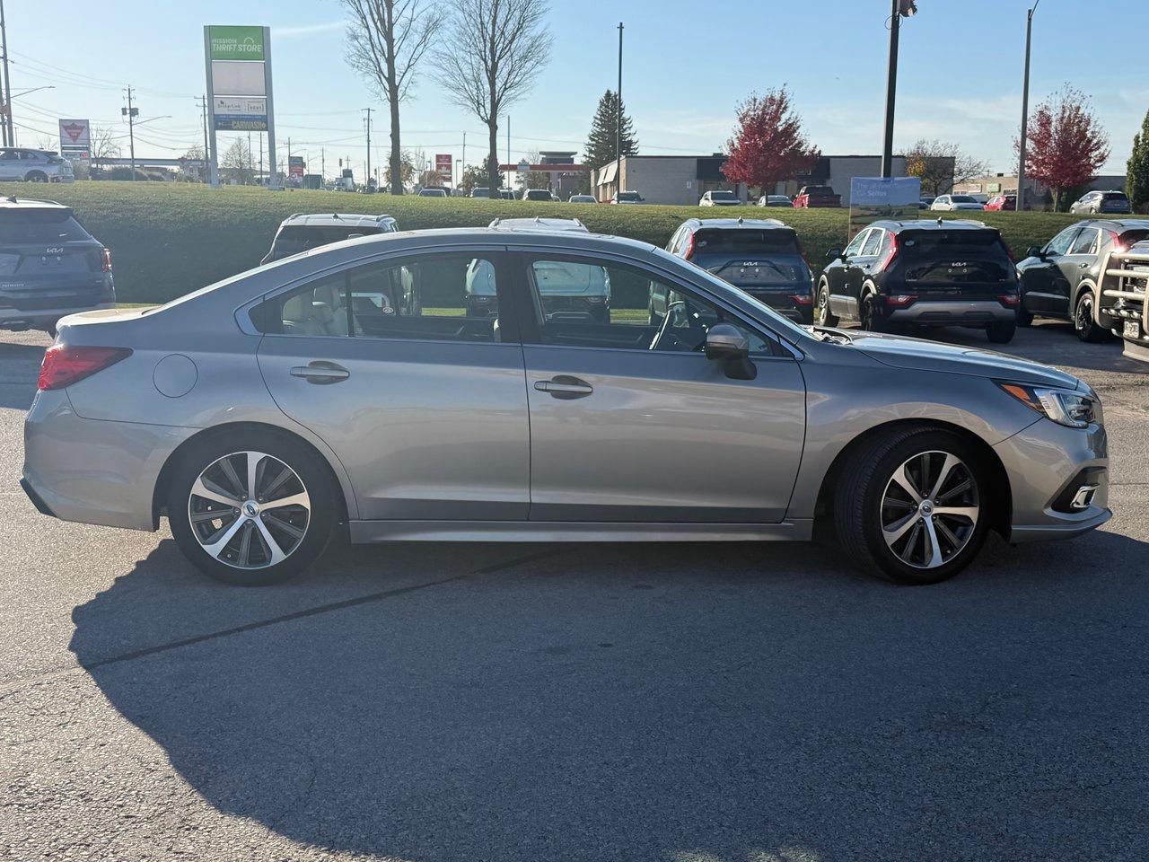 2019 Subaru Legacy LIMITED Photo