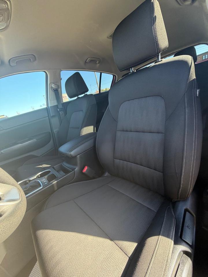 2022 Kia Sportage LX Photo