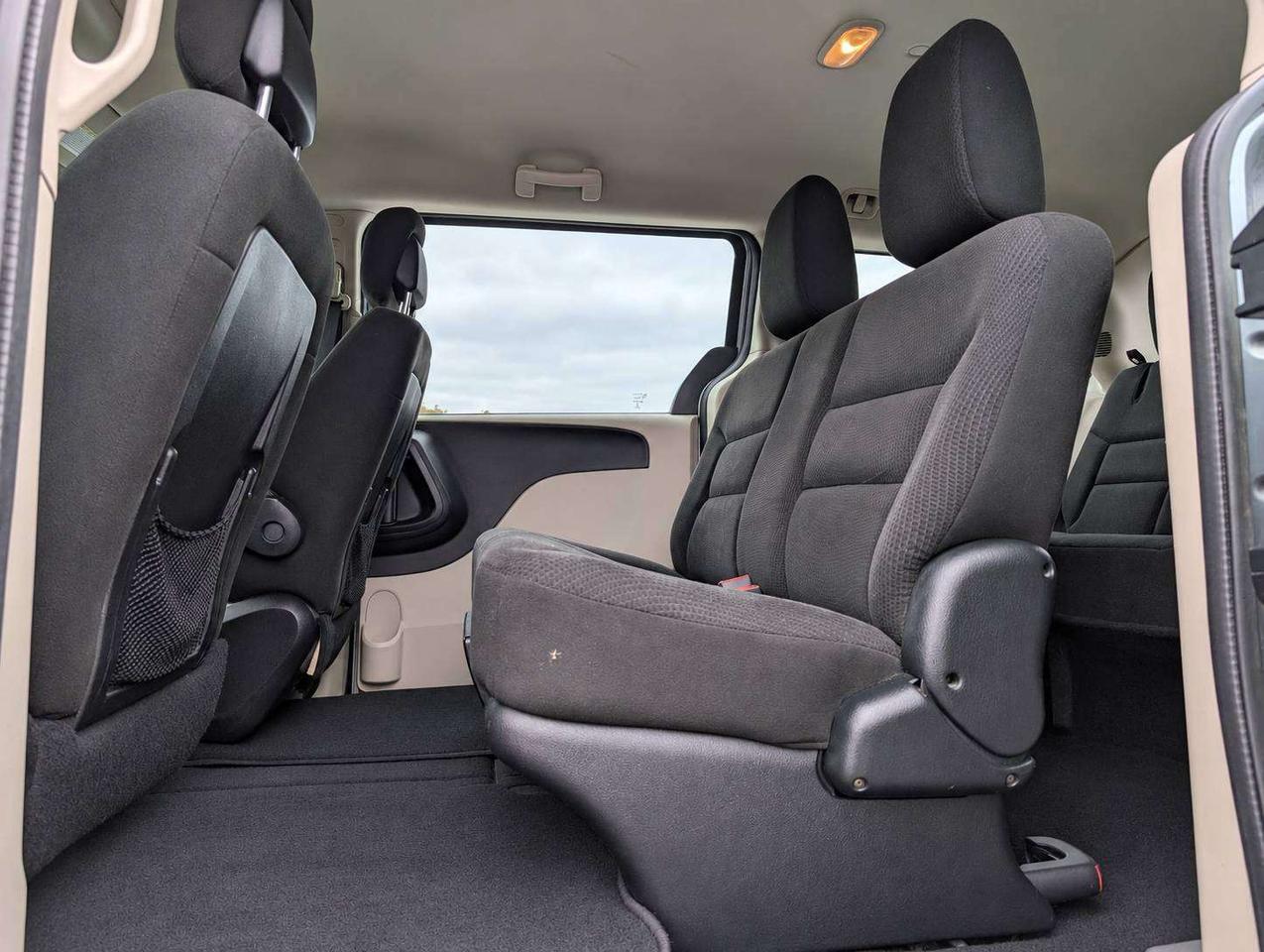 2015 Dodge Grand Caravan Canada Value Package (One Owner, No Accidents) Photo