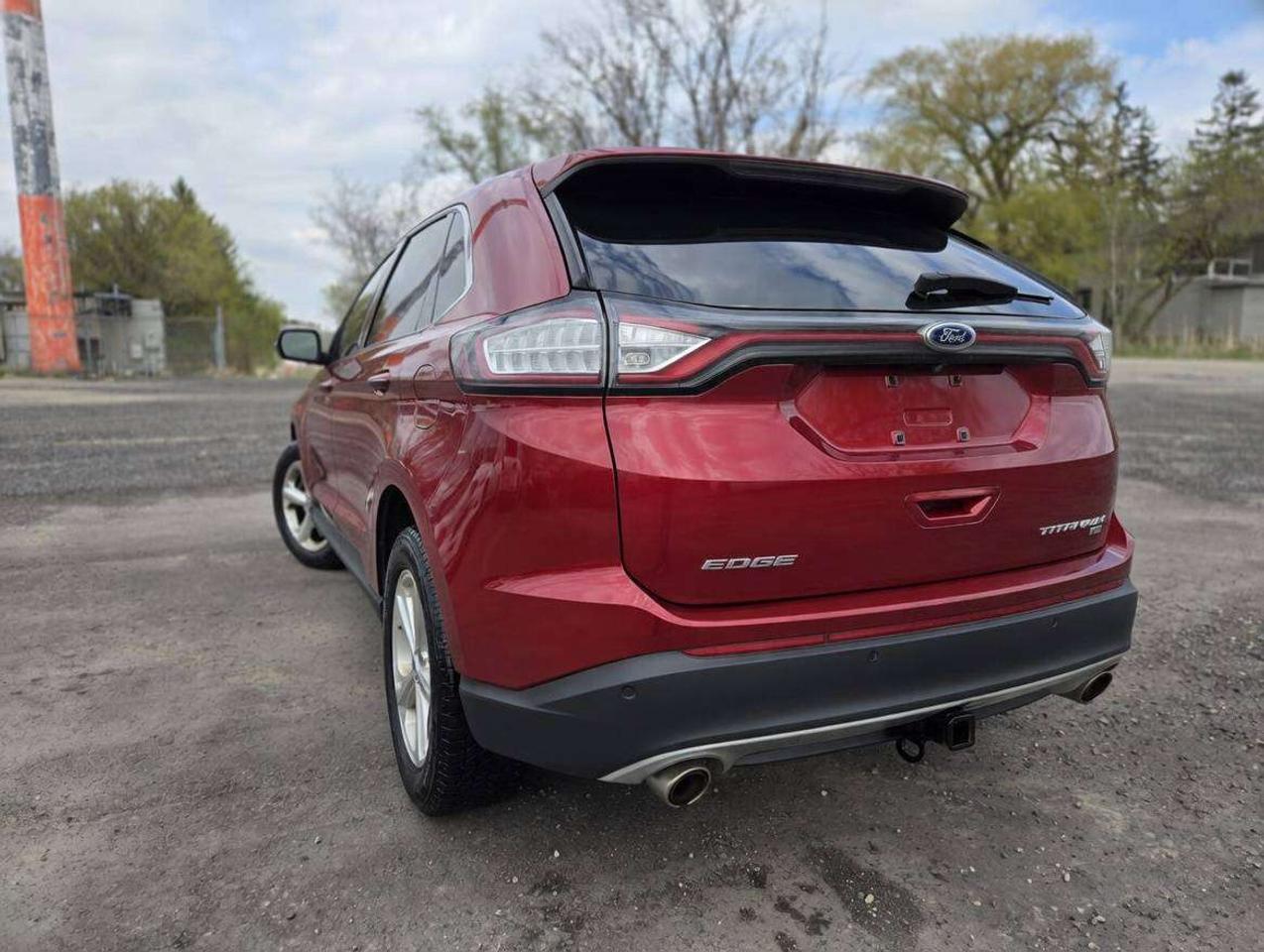 2016 Ford Edge Titanium (No Accidents, Dealer Serviced) Photo2