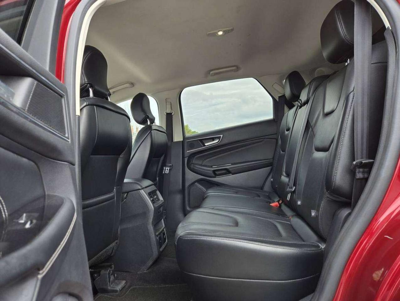 2016 Ford Edge Titanium (No Accidents, Dealer Serviced) Photo