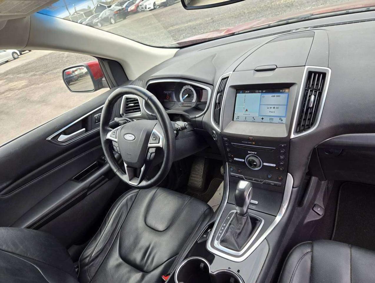 2016 Ford Edge Titanium (No Accidents, Dealer Serviced) Photo