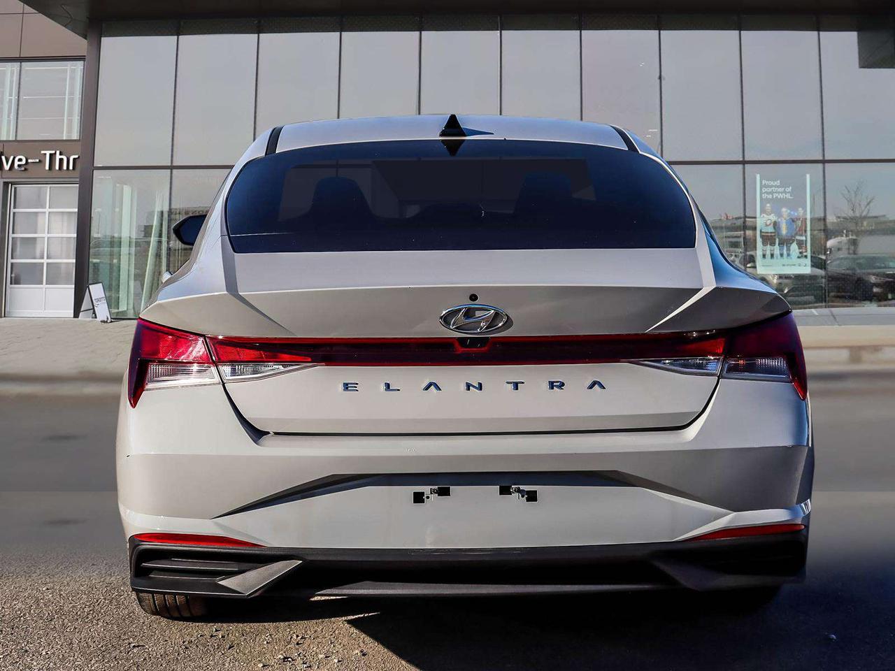 2021 Hyundai Elantra Preferred Photo