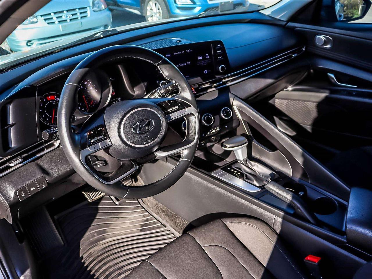 2021 Hyundai Elantra Preferred Photo