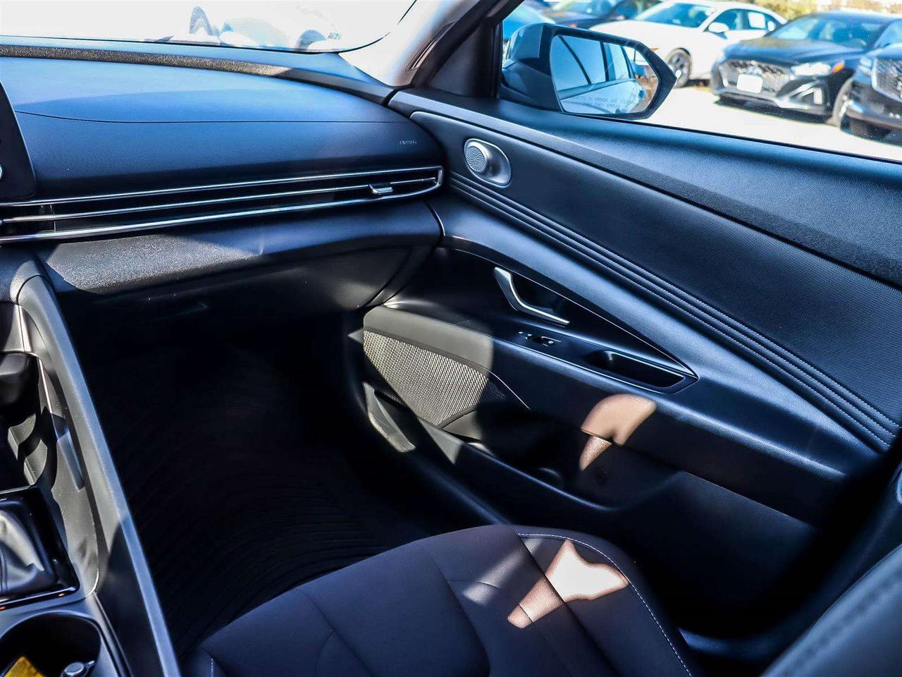 2021 Hyundai Elantra Preferred Photo