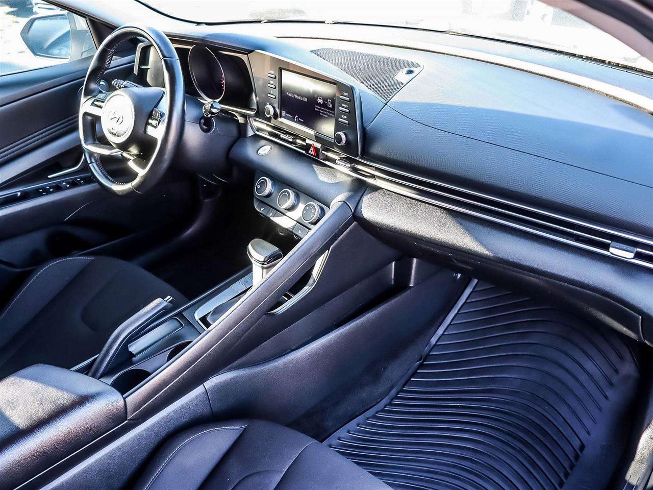 2021 Hyundai Elantra Preferred Photo