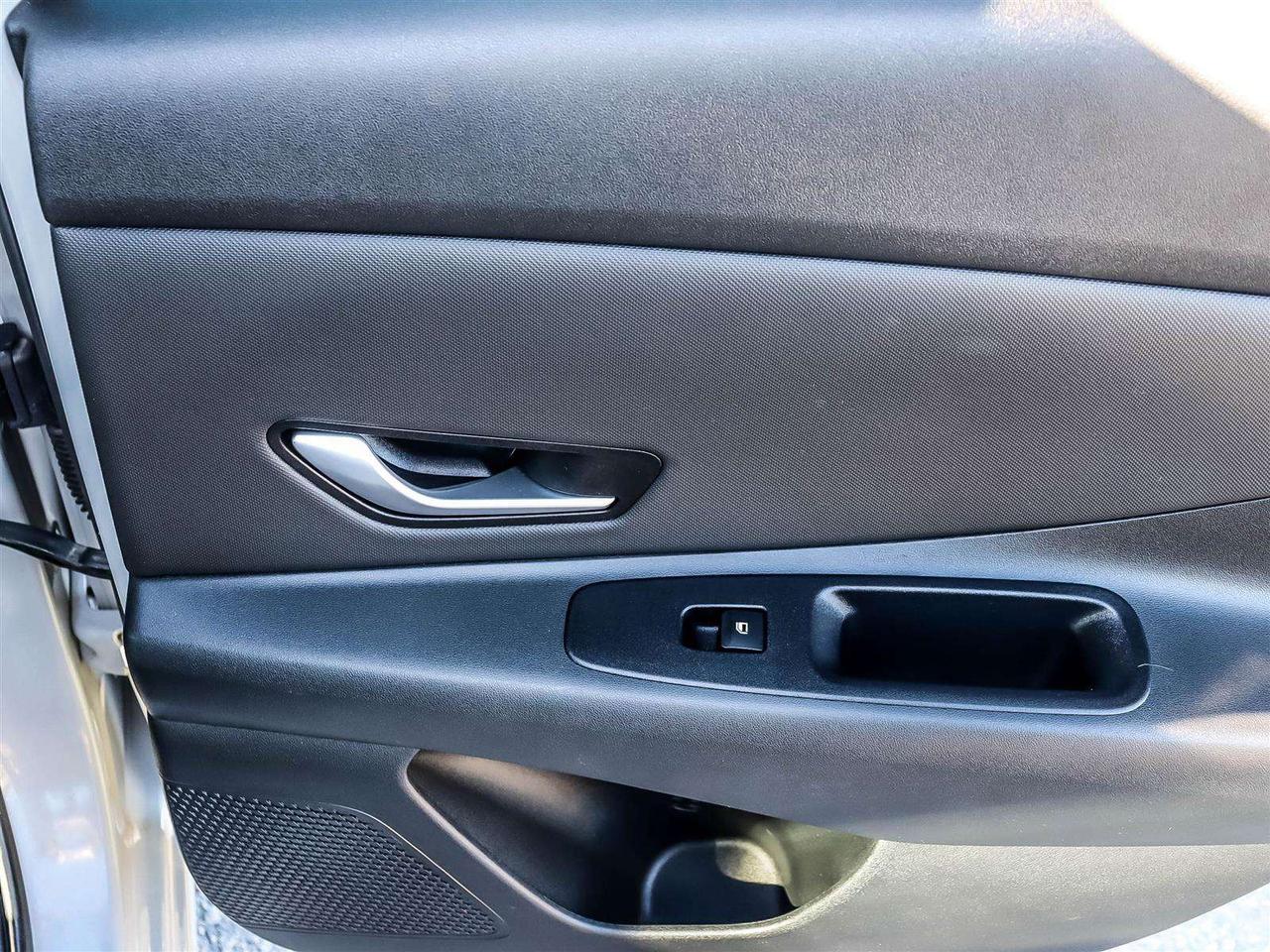 2021 Hyundai Elantra Preferred Photo
