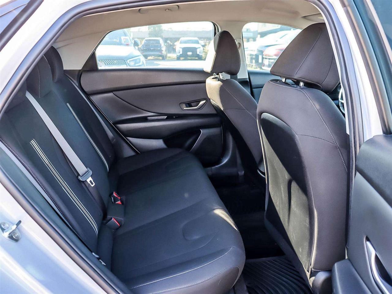 2021 Hyundai Elantra Preferred Photo