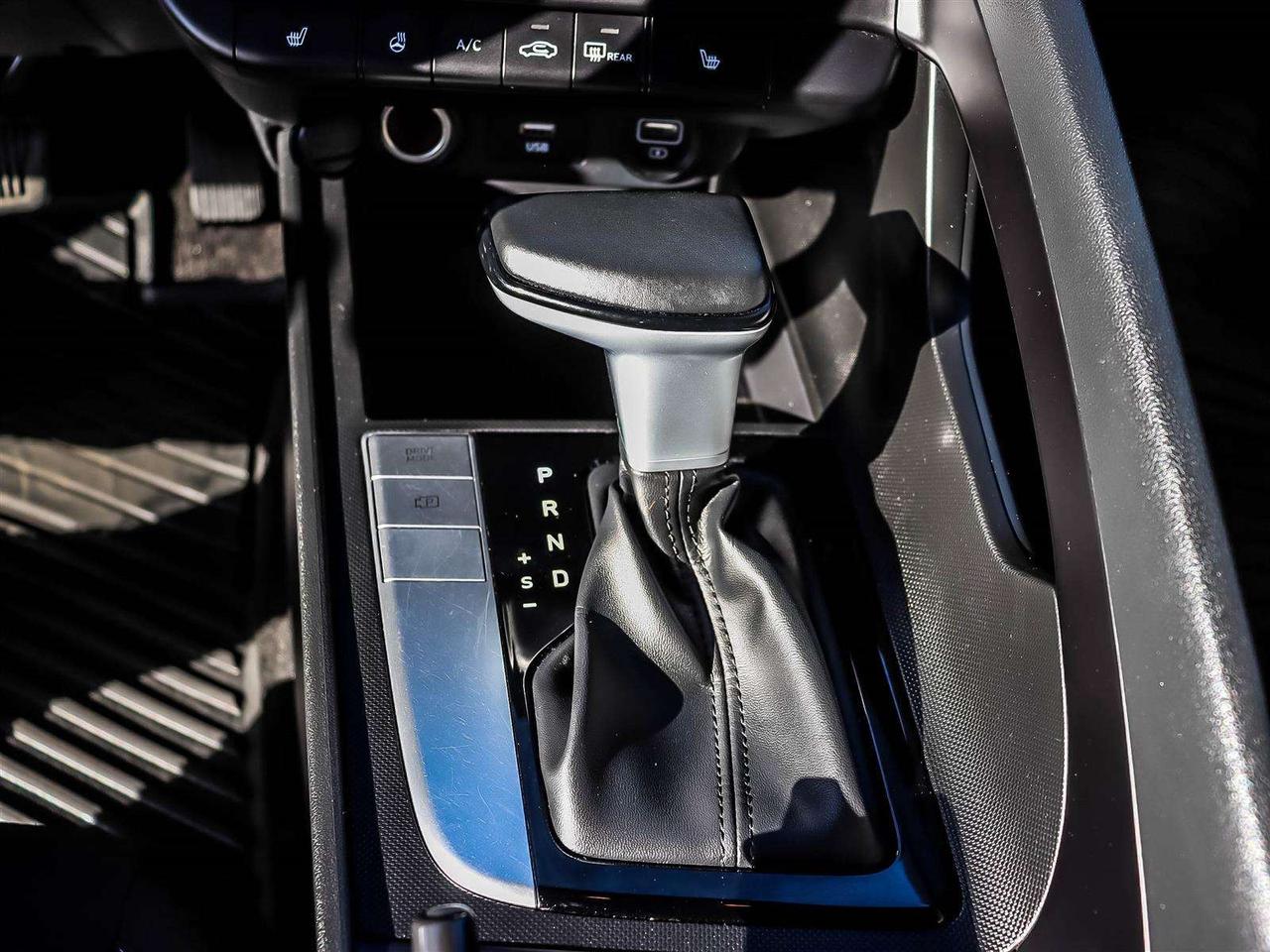 2021 Hyundai Elantra Preferred Photo